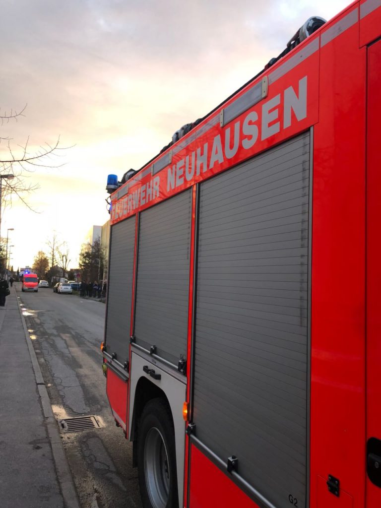 Einsatzfahrzeuge:
ELW1, HLF20, LF16
Einsatzzeitraum:
31.01.2018 –07:59-08:45 Uhr