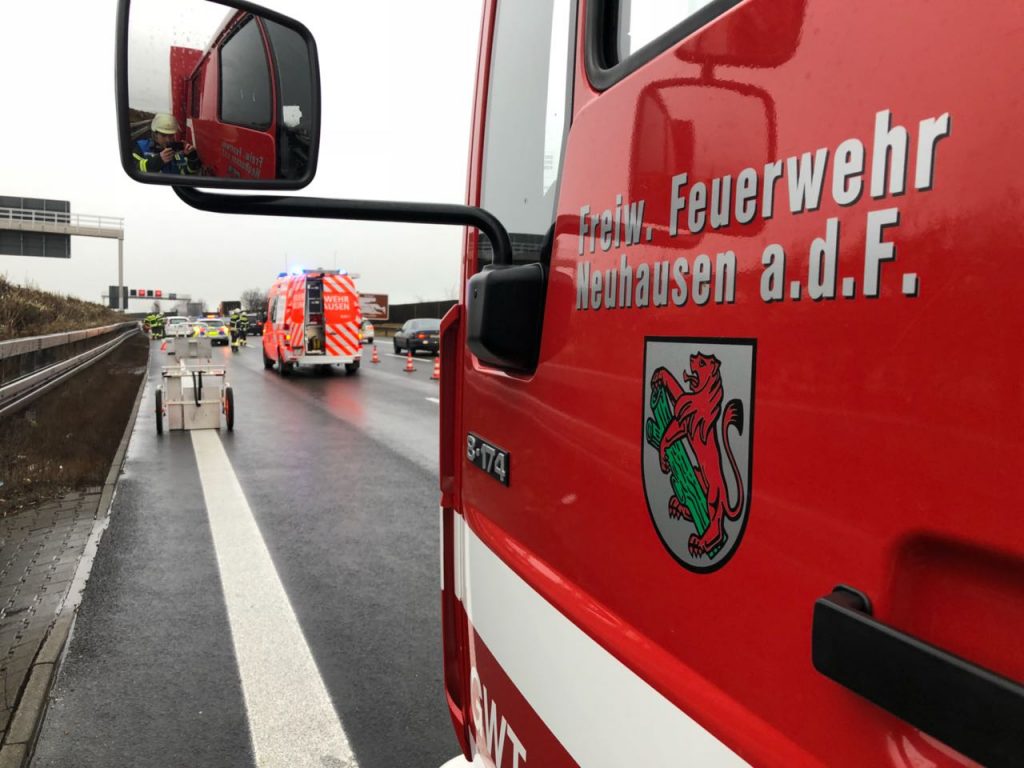 Einsatzfahrzeuge:
ELW1, HLF20, GW-T
Einsatzzeitraum:
01.02.2018 – 08:16- 09:44 Uhr