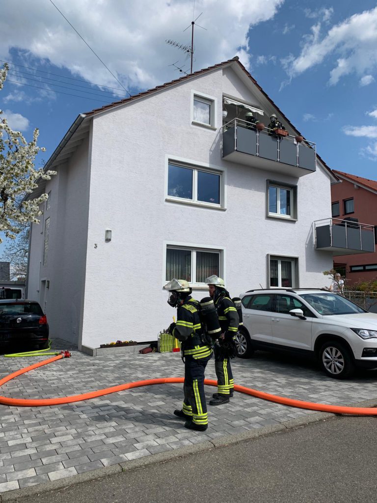Einsatzfahrzeuge:
ELW1, HLF20, HLF10, LF16, Filderstadt 1/00
Einsatzzeitraum:
12.04.2020 – 14:48-16:00 Uhr