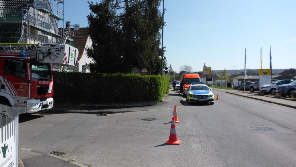 Einsatzfahrzeuge:
ELW1, DLA(K) 23/12 Filderstadt 1/00
Einsatzzeitraum:
16.04.2020 –11:07-12:41 Uhr