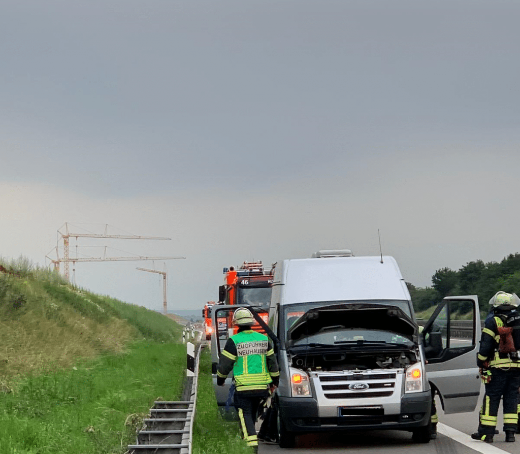 Einsatzfahrzeuge:
ELW1, HLF20, HLF10
Einsatzzeitraum:
17.07.2021 –19:58-20:56 Uhr