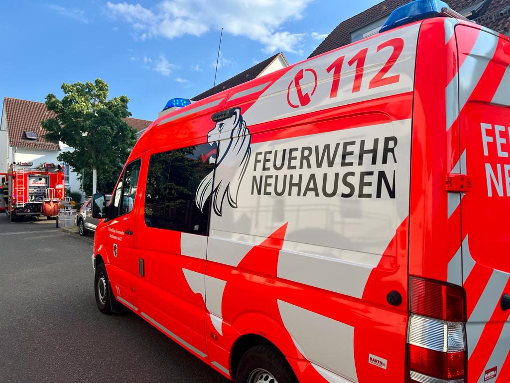 Einsatzfahrzeuge:
ELW1, HLF20, HLF10, GW-T, Flughafenfeuerwehr
Einsatzzeitraum:
22.11.2023 –07:16-09:25 Uhr